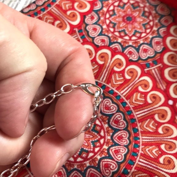 Sterling necklace with open circles - Picture 3 of 3